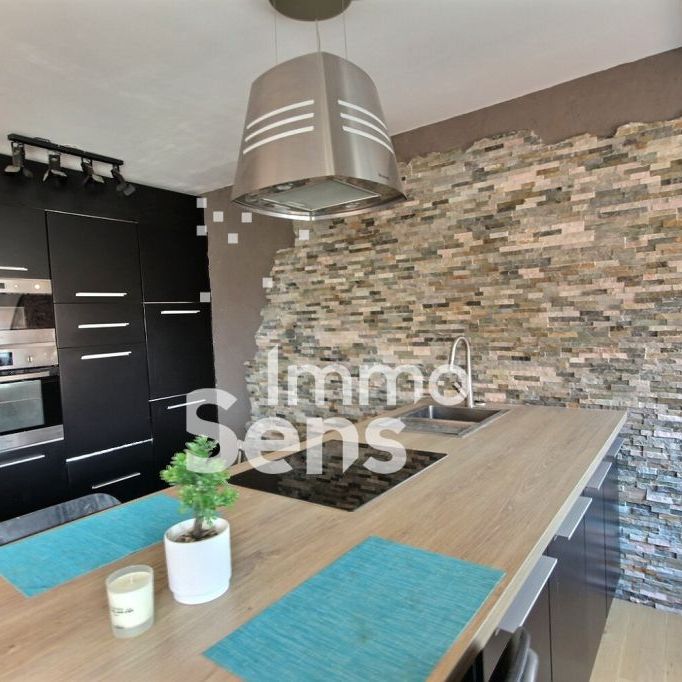 Location appartement - Lille VIEUX LILLE - Photo 1