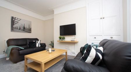 37 Headingley Avenue, Headingley, Leeds, LS6 3ER - Photo 4