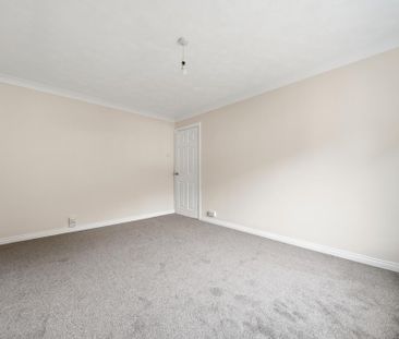 3 bedroom apartment to rent - Photo 6