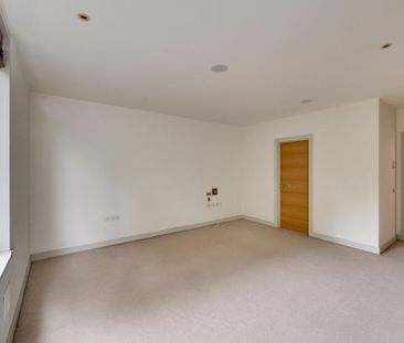 4 bedroom terraced house to rent - Photo 6