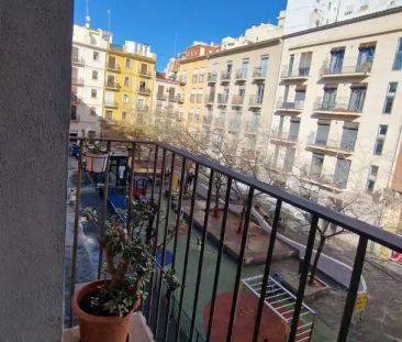 Valencia - Photo 4