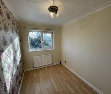 2 bedroom semi-detached house to rent - Photo 2