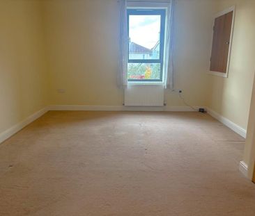 2 bedroom maisonette to rent - Photo 2