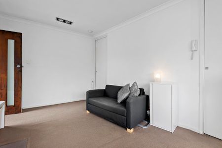 Unit 5/24 Prentice Street, St Kilda East. - Photo 2