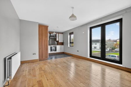 37 Drumadoon Square, Dundonald, Belfast, BT16 2QN - Photo 2