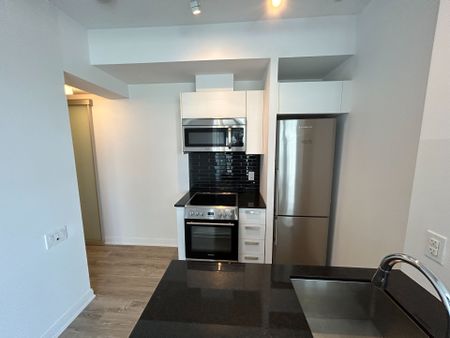 For Lease - 42 Charles Street Unit# 4108, Toronto, Ontario - Photo 2