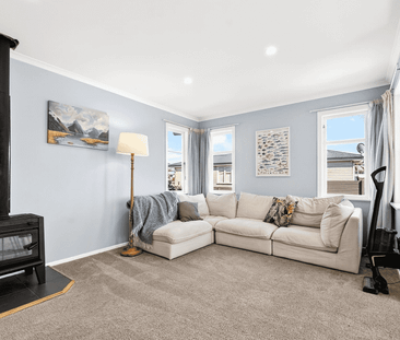 Super tidy 2 bedroom home - Photo 1