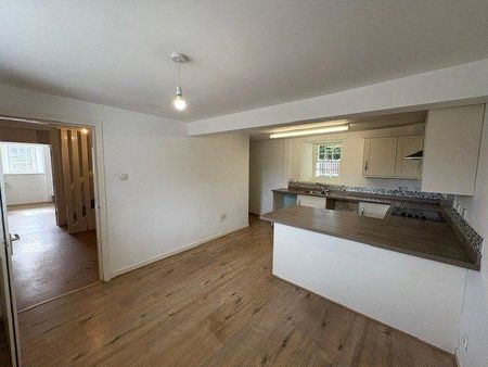 3 bedroom detached house to rent - Photo 4