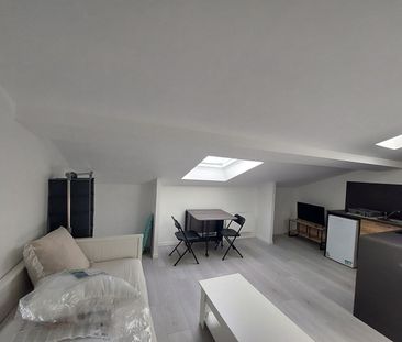 Location Appartement 1 pièce 14m² - Photo 3