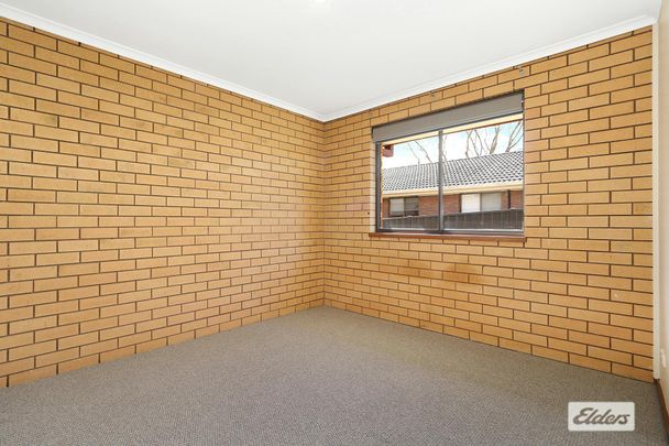 TWO BEDROOM UNIT IN A QUIET LOCATION - Photo 1