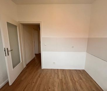 Hübsche 1 Zimmerwohnung im Dachgeschoss in zentraler Lage Hannovers! - Photo 2