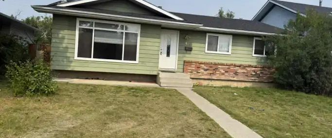 408 Whiteside Road NE MS | 408 Whiteside Road Northeast, Calgary - Photo 1