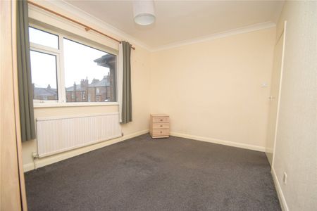 2 bed apartment to rent in Fulford Road, Scarborough, YO11 - Photo 5