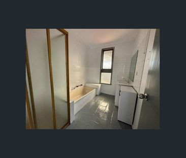 SURE TO IMPRESS - Photo 6