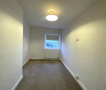 3 bedroom apartment to rent - Photo 2