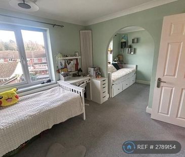 3 bedroom terraced house to rent - Photo 6