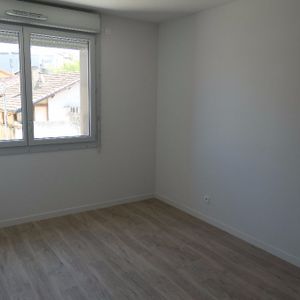 Apartment - Photo 2