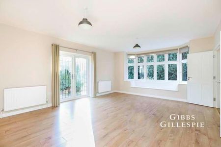 Milton Avenue, Chalfont St. Peter, Gerrards Cross, Buckinghamshire, SL9 - Photo 2