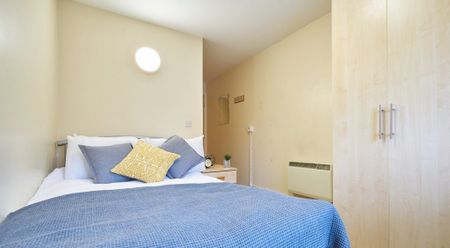 Gold Ensuite - Photo 5