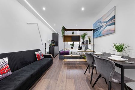 1 Bed Flat, Woodstock Road, NW11 - Photo 2