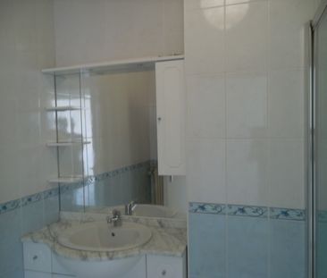 APPARTEMENT T3 A LOUER A ROANNE - CENTRE VILLE - Photo 3