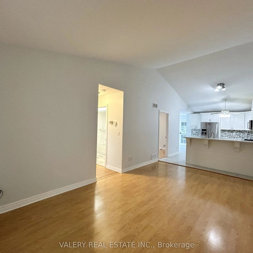 1559 Chateau Avenue #3 - Photo 1