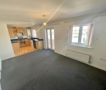 2 bedroom flat to rent - Photo 3