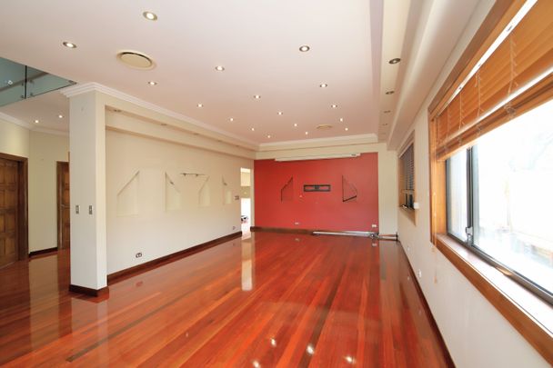 24 Wyalong Street - Photo 1