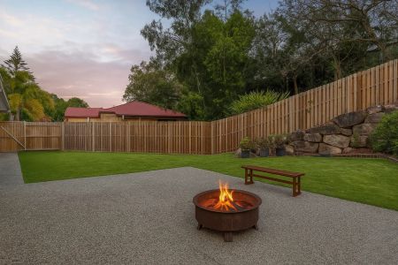 A stylish newly renovated home in one of Wishart's most sought-after pockets, perfectly positioned for families in Mansfield State School Catchment. - Photo 4