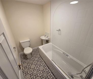 2 bedroom semi-detached house to rent - Photo 5