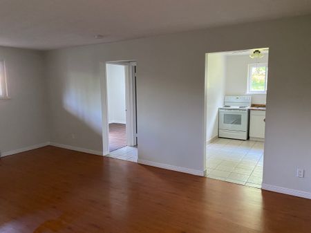 Oak Street Apartments - Photo 4