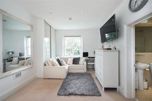 Studio to rent - Photo 1