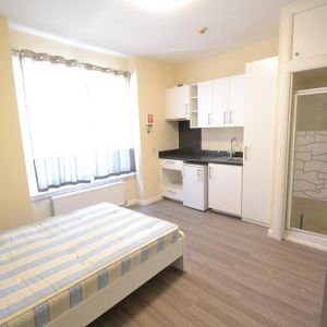 Studio to rent - Photo 3