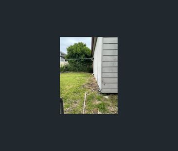 Cute Cottage. Great Location - Photo 6