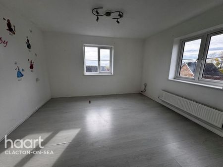 3 bedroom semi-detached house to rent - Photo 2