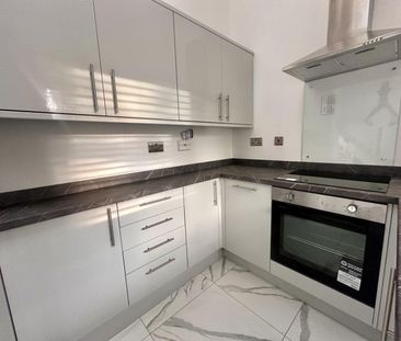 1 bedroom House To Let - Photo 2