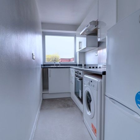 1 bedroom flat to rent - Photo 3