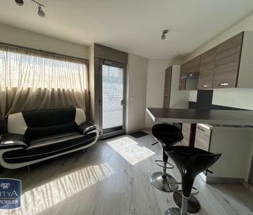 Location Appartement 2 pièces 29m² BRIVE LA GAILLARDE 19100 - Photo 2