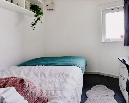 Deluxe Ensuite - Photo 3