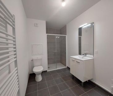 Location Appartement 2 pièces 49m² DEVILLE LES ROUEN 76250 - Photo 4