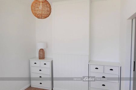 STYLE PLUS LOCATION! "OPEN INSPECTION 3RD FEBRUARY 4:30PM" - Photo 3