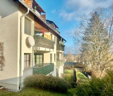 Helle Souterrain-Wohnung mit Terrasse & Einbauküche! - Foto 3