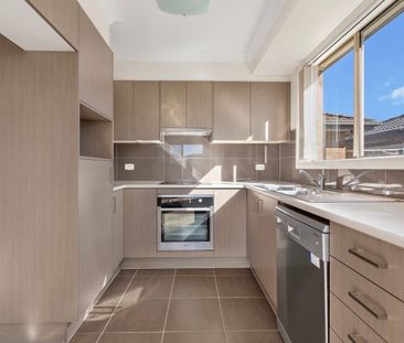 Three Bedroom Home in Rutherford - Photo 4