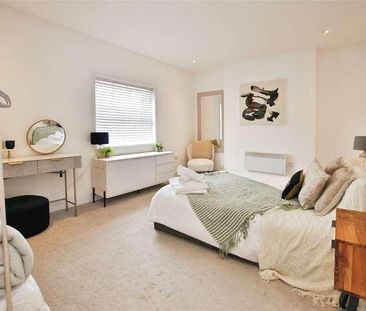 Regency Apartments, Springfield Road, Chelmsford, Essex, CM2 - Photo 2