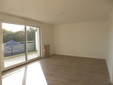 Location appartement 3 pièces - 72m² à Ploeren (56880) - Photo 4