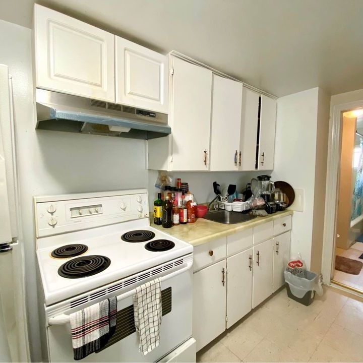 COZY & CREAM 1 BED APARTMENT NEAR OTTAWA - Photo 1