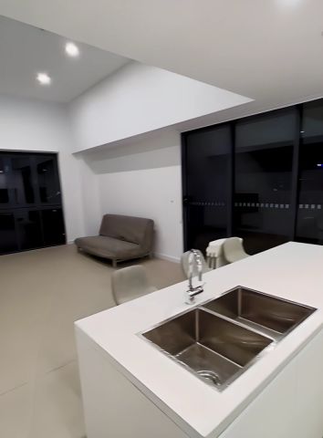 103 Dalmeny Ave, Sydney - Photo 3