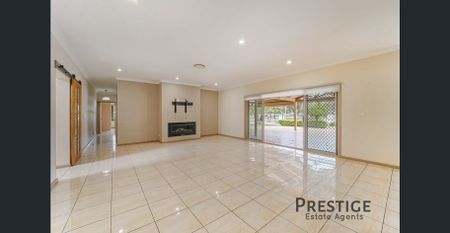 Large Family Residence - Photo 5