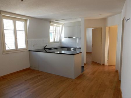 Grosszügige 3.5-Zimmer-Wohnung im Zentrum von Winterthur - Photo 2