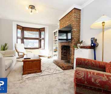 2 bedroom semi-detached house to rent - Photo 2